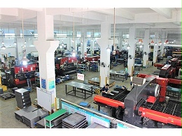 深圳鈑金沖壓加工現(xiàn)場是怎樣的？