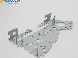 河北沖壓加工，汽車模具的設(shè)計特點