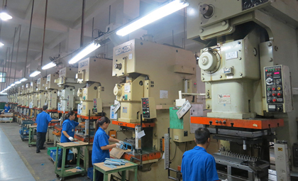 精密五金沖壓件生產(chǎn)