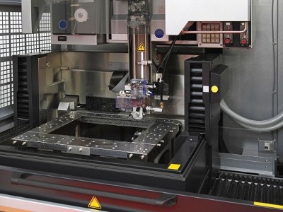 東莞五金沖壓廠，模具設(shè)計的幾個注意點-誠瑞豐科技股份有限公司