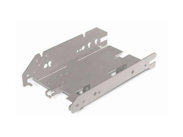 如何降低誤差，提高鈑金加工的精密度？