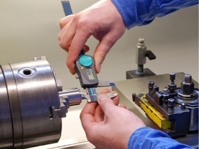 誠瑞豐與日立合作金融ATM機、智能柜員機項目